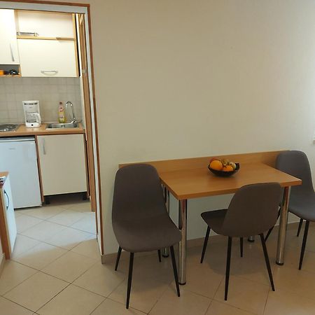 Apartmani Neva Makarska Exterior foto