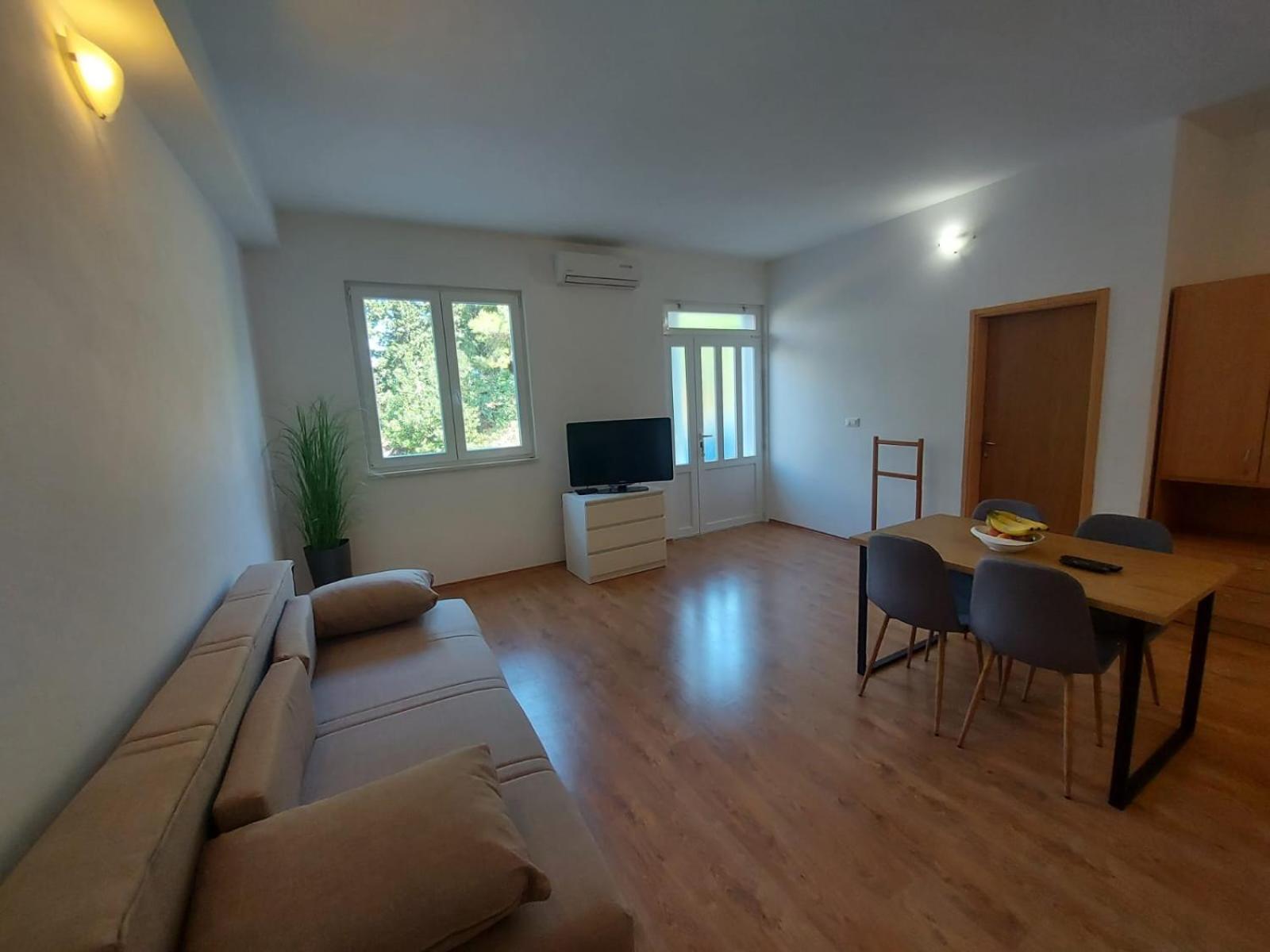 Apartmani Neva Makarska Exterior foto