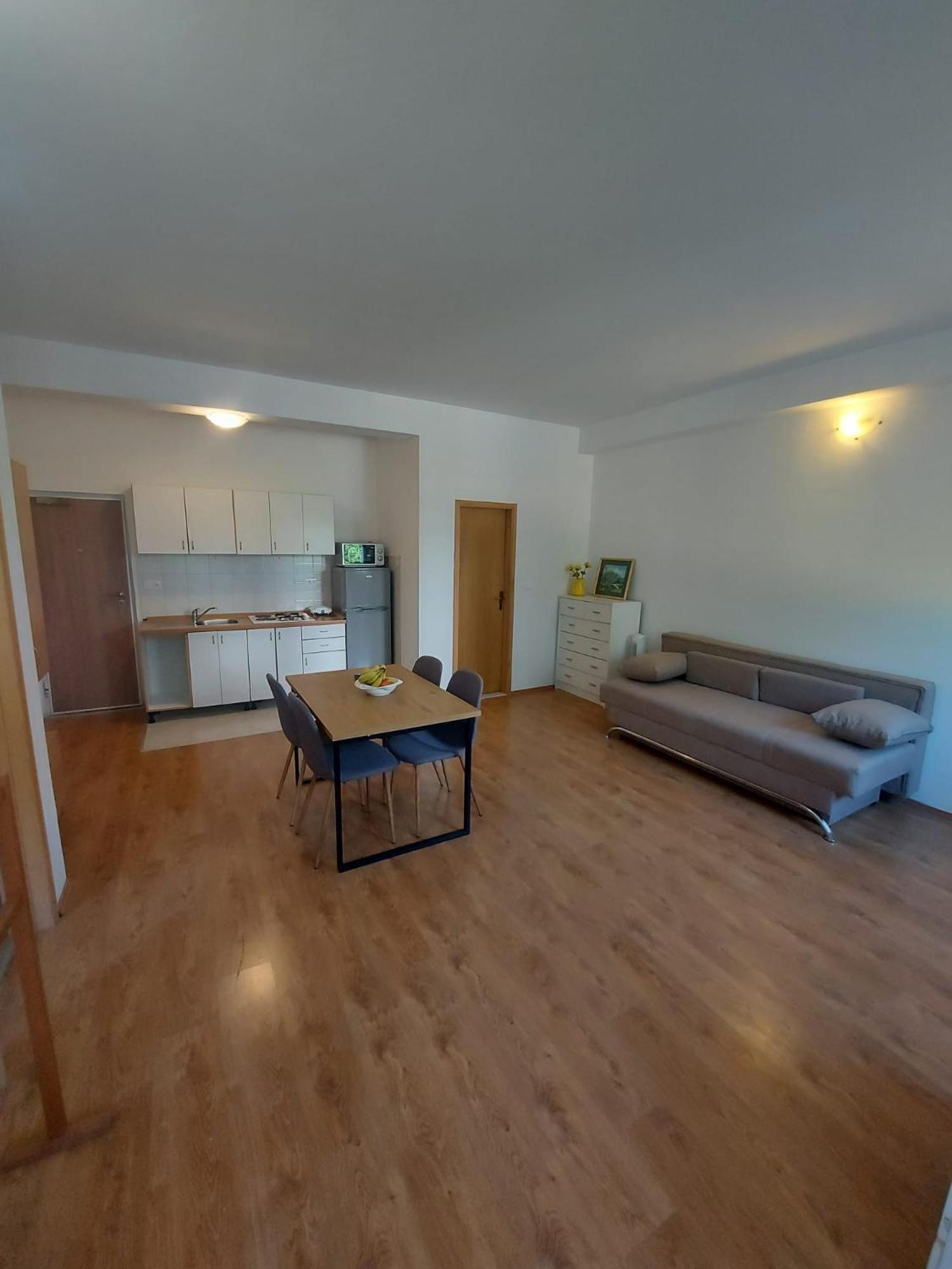 Apartmani Neva Makarska Exterior foto