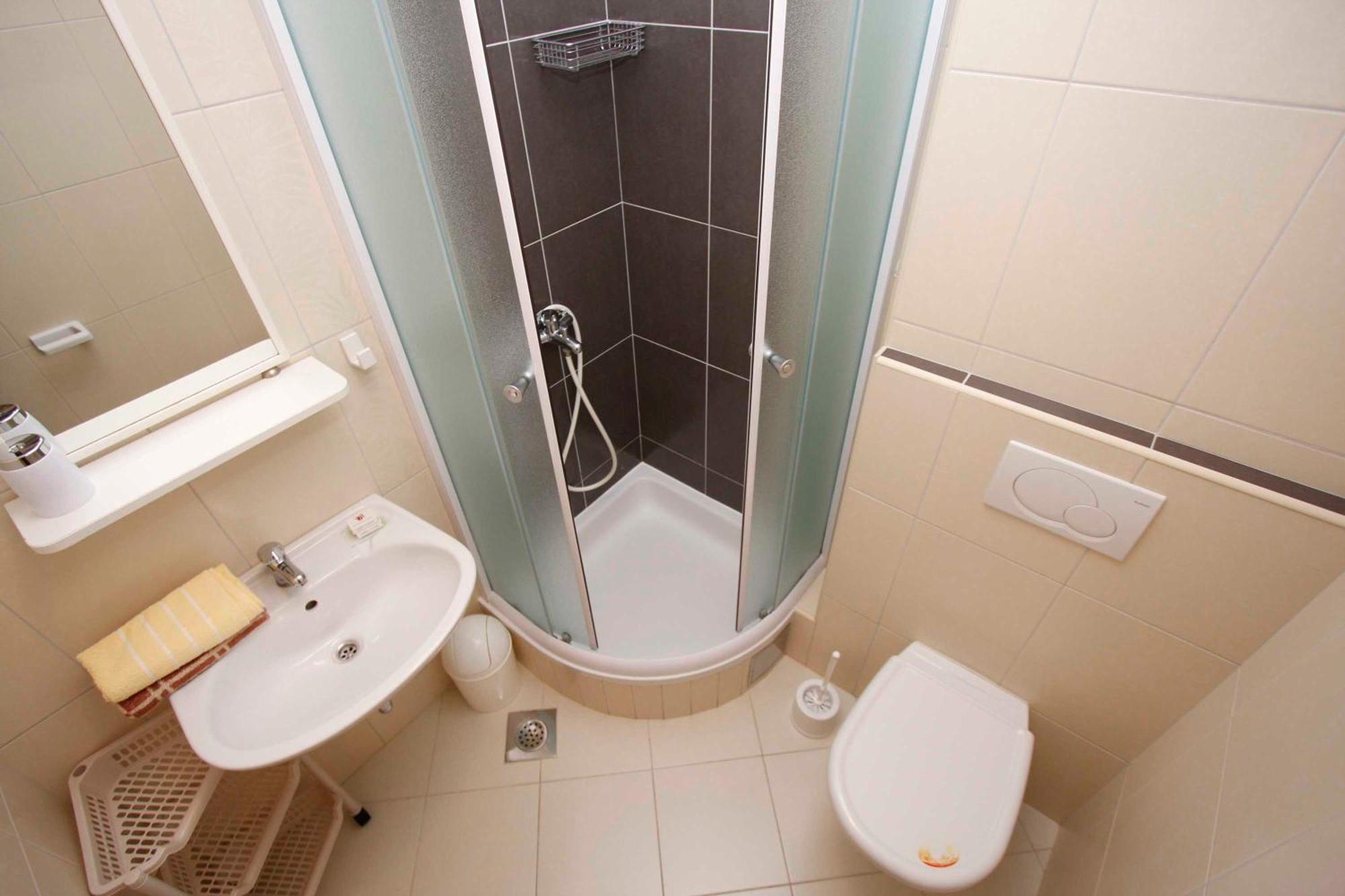 Apartmani Neva Makarska Exterior foto