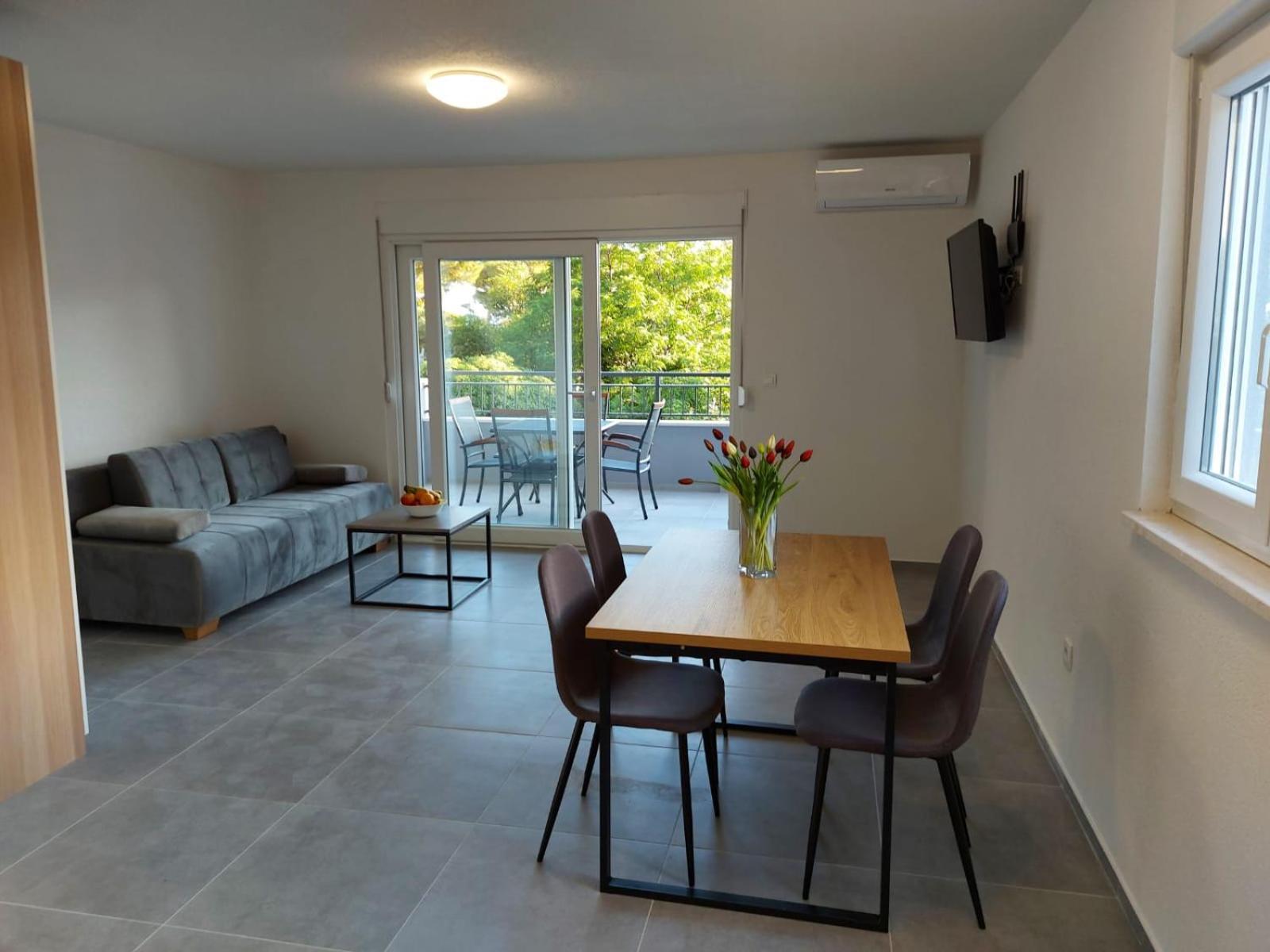 Apartmani Neva Makarska Exterior foto
