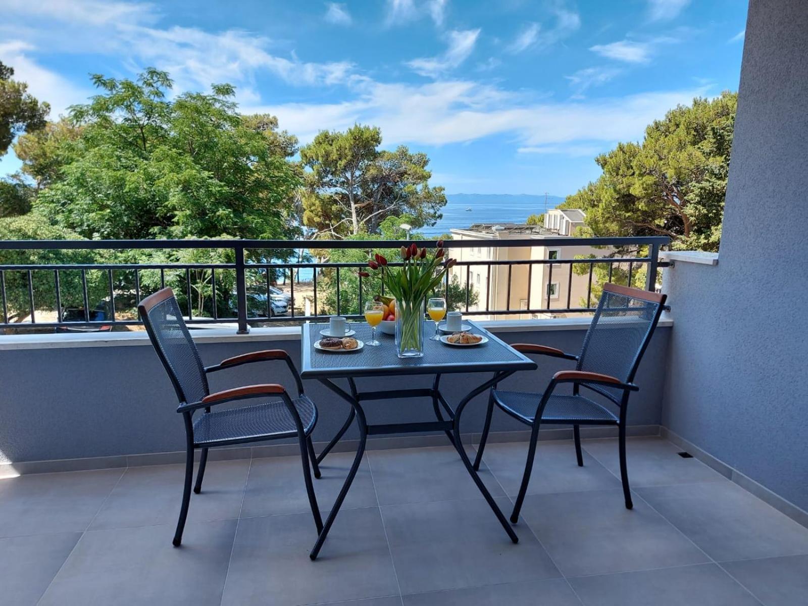 Apartmani Neva Makarska Exterior foto